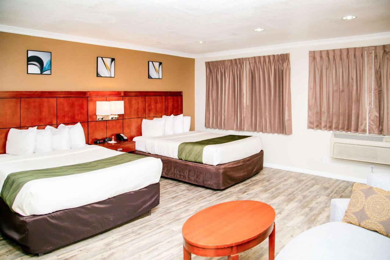 Quality Inn & Suites Thousand Oaks - Us101 Exterior photo
