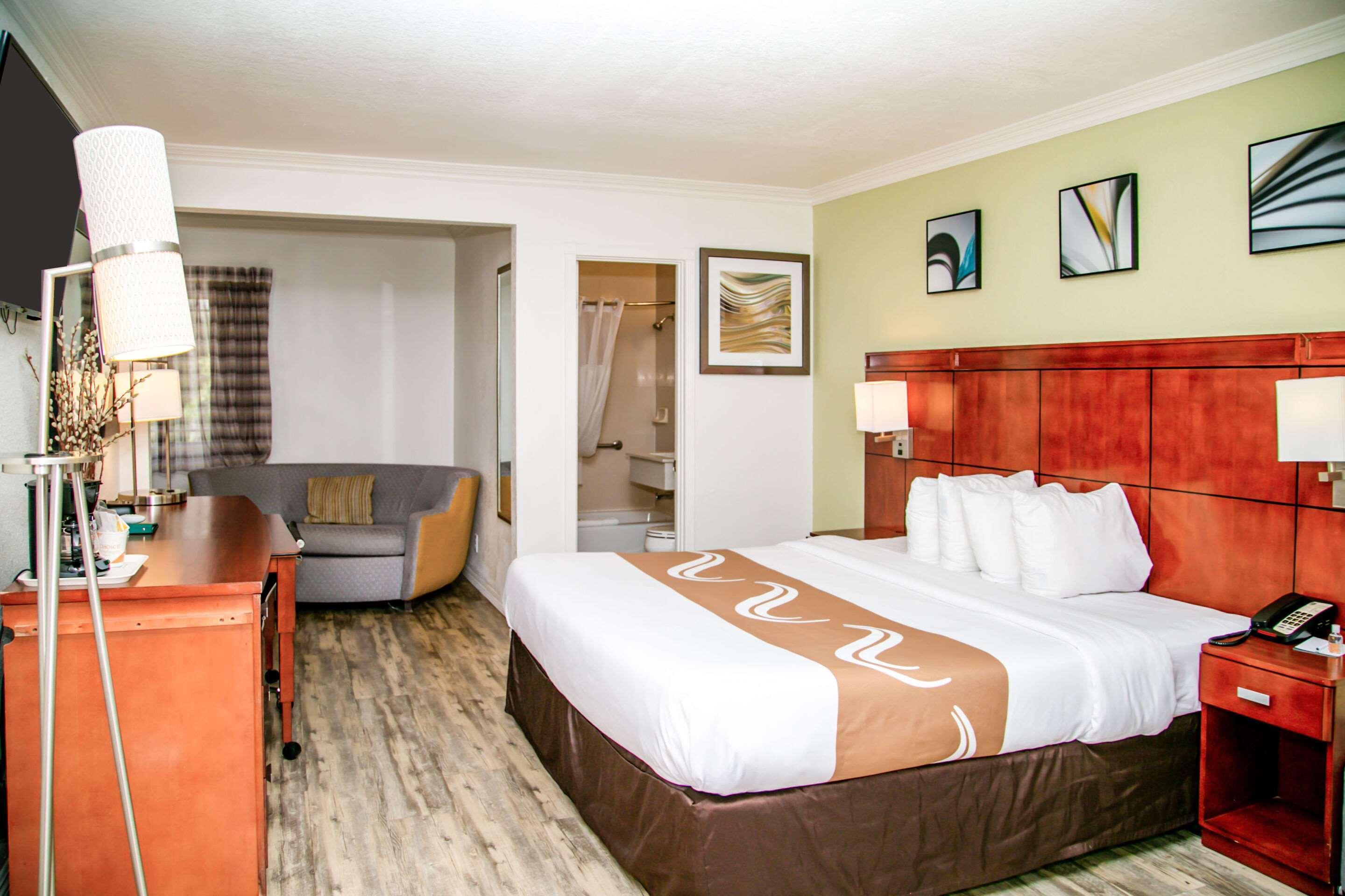 Quality Inn & Suites Thousand Oaks - Us101 Exterior photo