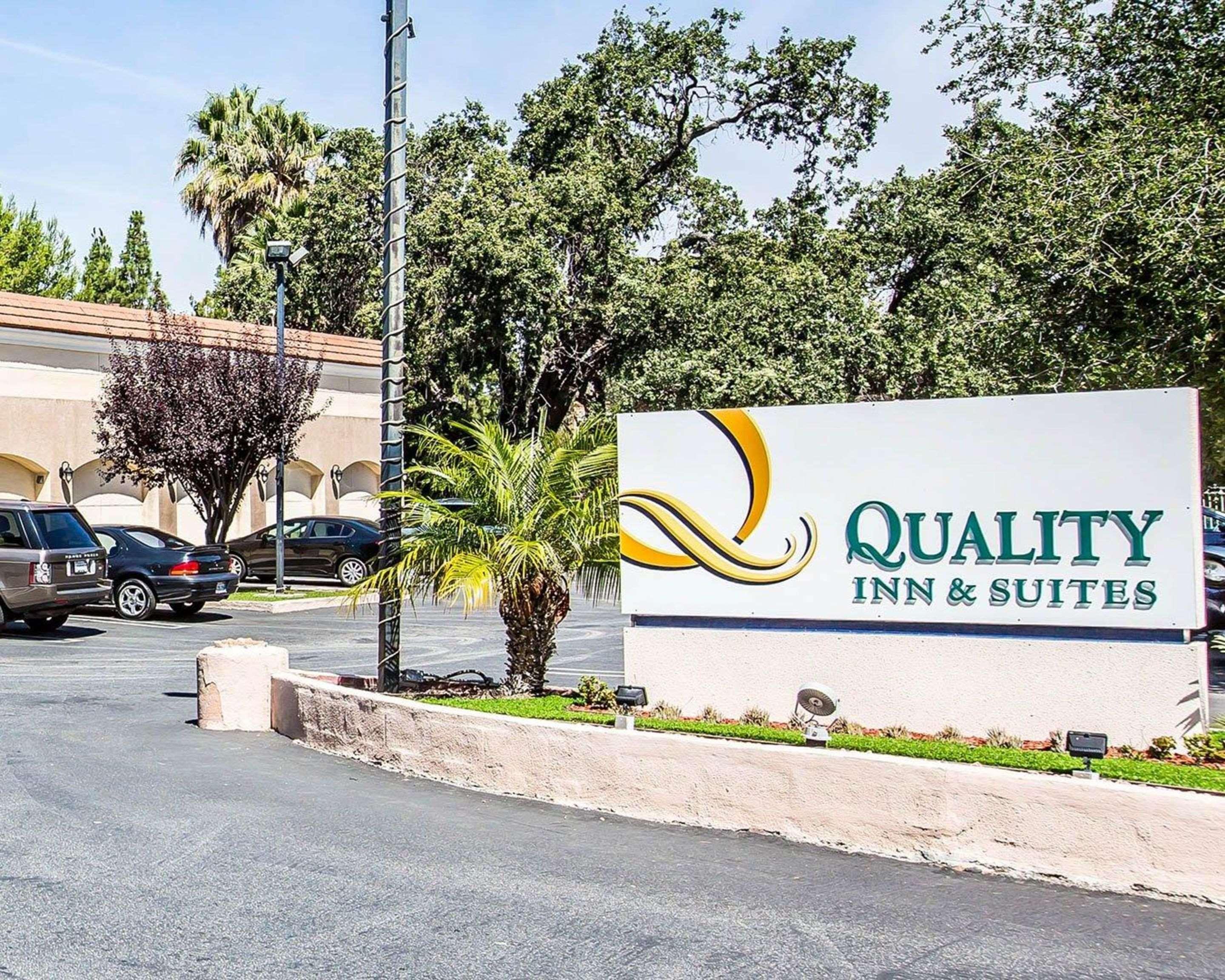 Quality Inn & Suites Thousand Oaks - Us101 Exterior photo